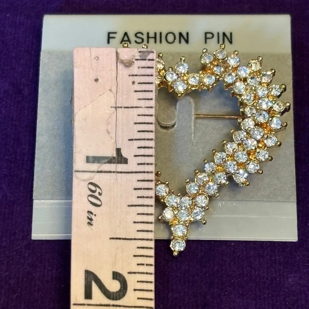 Vintage Rhinestone Heart Brooch Pin Gold Tone Crystal Romantic Glam Jewelry